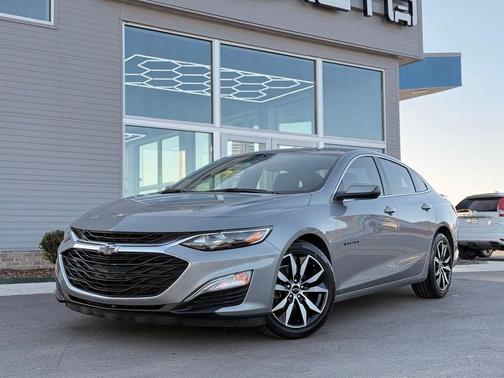 2023 Chevrolet Malibu FWD RS
