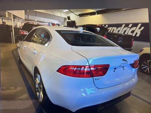 2019 Jaguar XE 25t Prestige