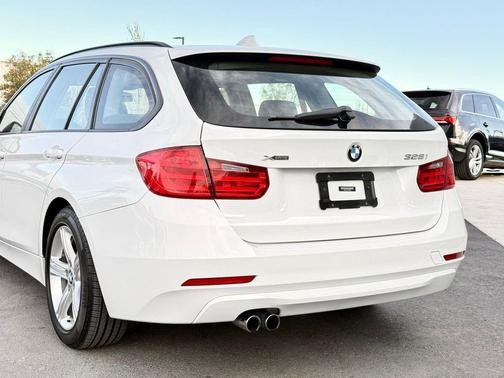 Alpine White 2014 BMW 328 xDrive