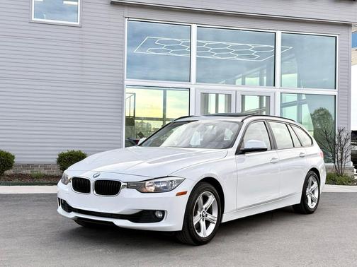 Alpine White 2014 BMW 328 xDrive