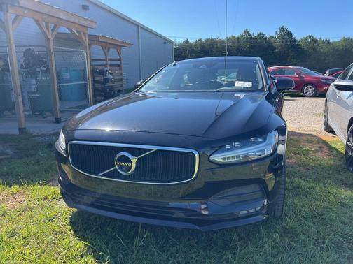 2018 Volvo S90 T6 Momentum