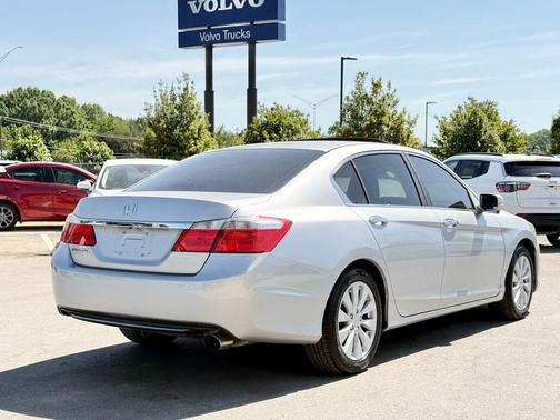 Alabaster Silver Metallic 2013 Honda Accord EX