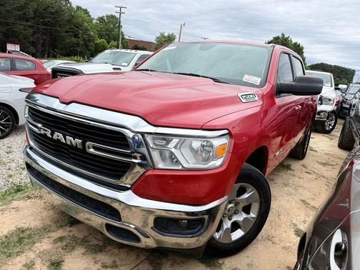 Flame Red Clearcoat 2019 RAM 1500 Big Horn