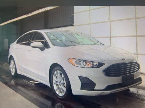 2020 Ford Fusion Hybrid SE