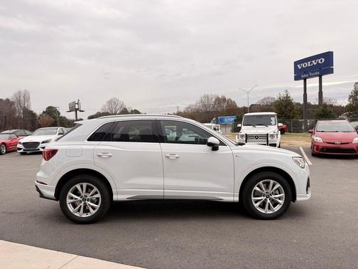 2023 Audi Q3 45 S line Premium Plus