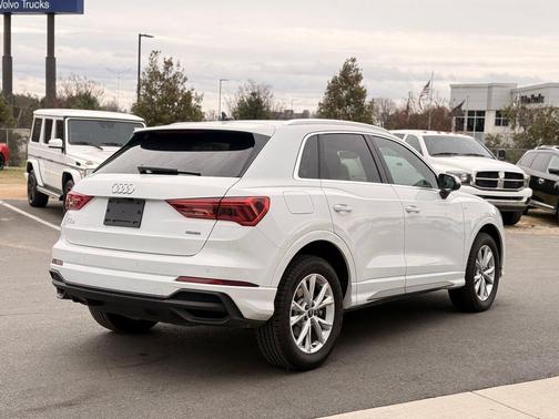 2023 Audi Q3 45 S line Premium Plus