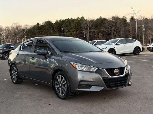 2020 Nissan Versa 1.6 SV
