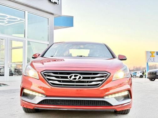 2015 Hyundai SONATA Sport 2.0T