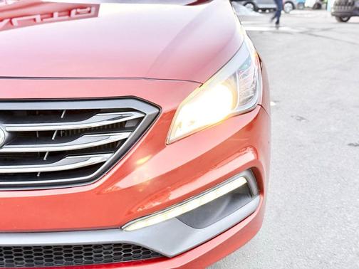 2015 Hyundai SONATA Sport 2.0T