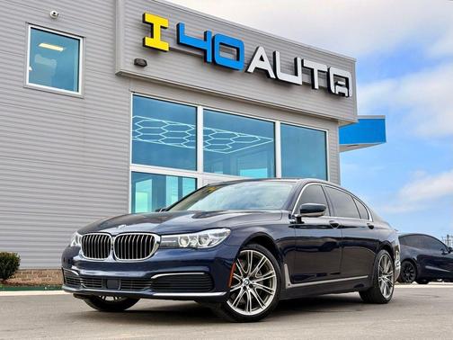2019 BMW 740 740i