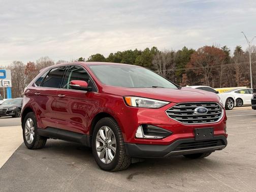 2023 Ford Edge Titanium