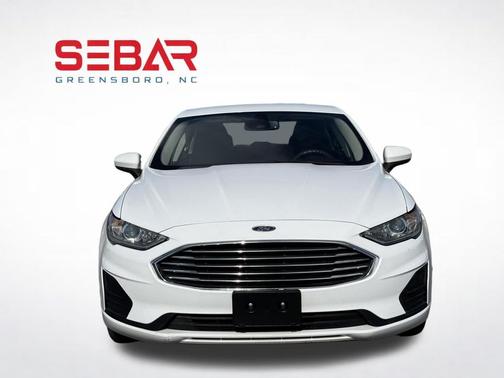 Oxford White 2019 Ford Fusion Hybrid SE