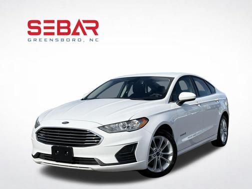 Oxford White 2019 Ford Fusion Hybrid SE