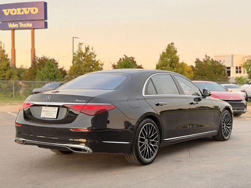 Black 2022 Mercedes-Benz S-Class 4MATIC