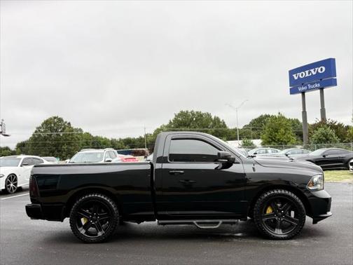 2017 RAM 1500 Night Regular Cab 4x2 6'4' Box