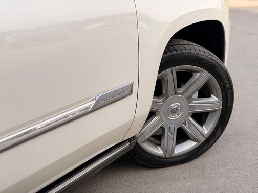 2015 Cadillac Escalade ESV Premium