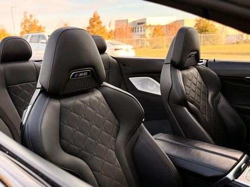 2022 BMW M8 Competition