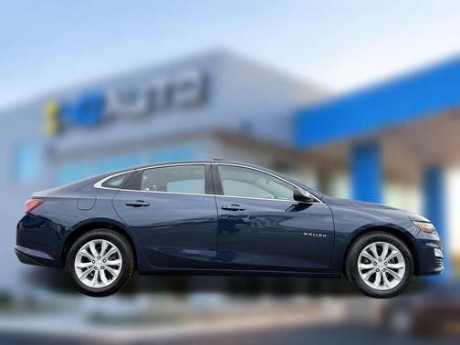 2021 Chevrolet Malibu FWD LT
