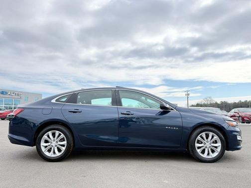 2021 Chevrolet Malibu FWD LT
