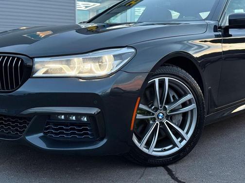 2018 BMW 750 i xDrive