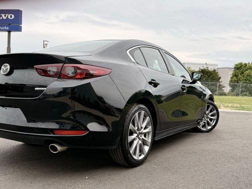 2021 Mazda Mazda3 FWD w/Select Package
