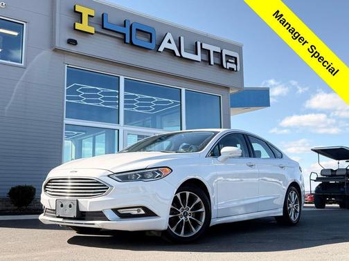 Oxford White 2017 Ford Fusion Hybrid SE