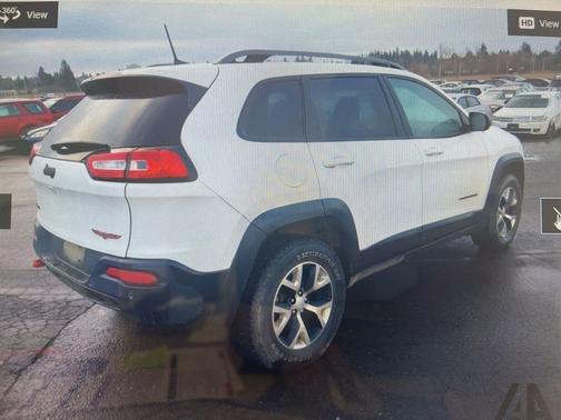 Bright White Clearcoat 2017 Jeep Cherokee Trailhawk