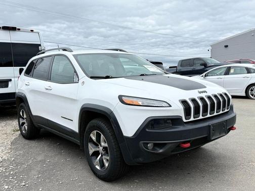 Bright White Clearcoat 2017 Jeep Cherokee Trailhawk