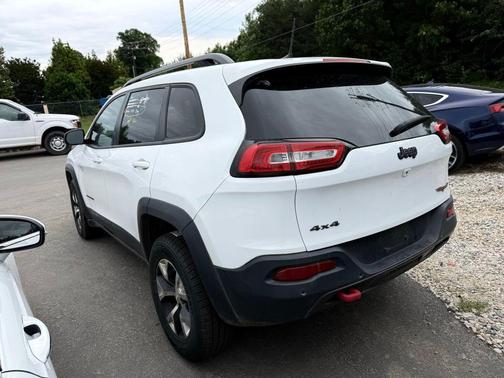 Bright White Clearcoat 2017 Jeep Cherokee Trailhawk
