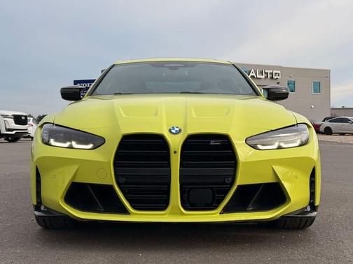 Sao Paulo Yellow 2022 BMW M4 Competition