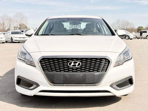 2016 Hyundai SONATA Hybrid SE
