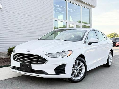 Oxford White 2020 Ford Fusion Hybrid SE