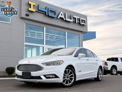 2017 Ford Fusion Hybrid SE