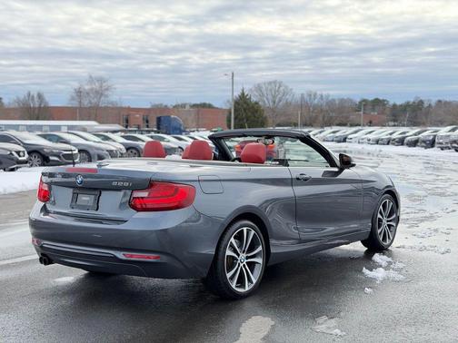 2016 BMW 228 228i