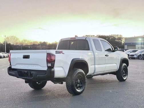 2020 Toyota Tacoma SR