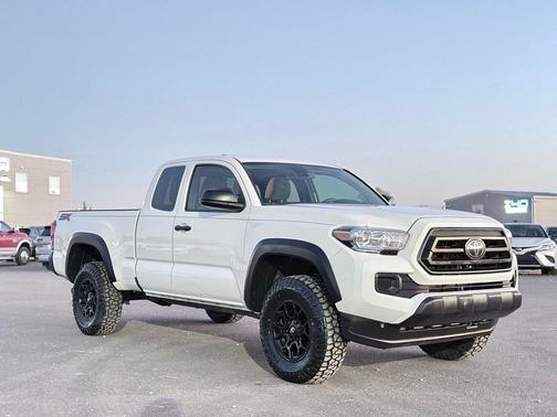 2020 Toyota Tacoma SR