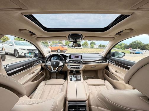Imperial Blue Metallic 2016 BMW 750 i xDrive