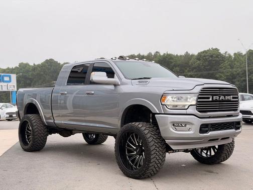 Billet Silver Metallic Clearcoat 2022 RAM 2500 Laramie Mega Cab 4x4 6'4' Box