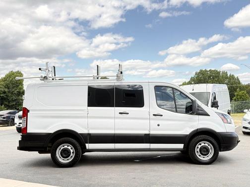 Oxford White 2019 Ford Transit-250 Base