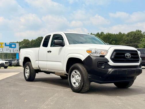 2020 Toyota Tacoma SR