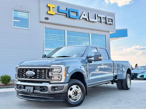 Azure Gray Metallic Tri-Coat 2023 Ford F-350 Lariat