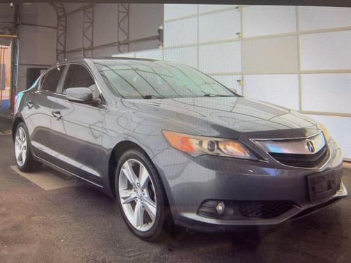 2013 Acura ILX 2.0L Technology