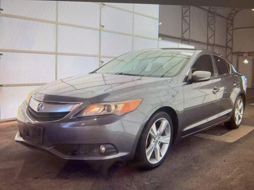 2013 Acura ILX 2.0L Technology