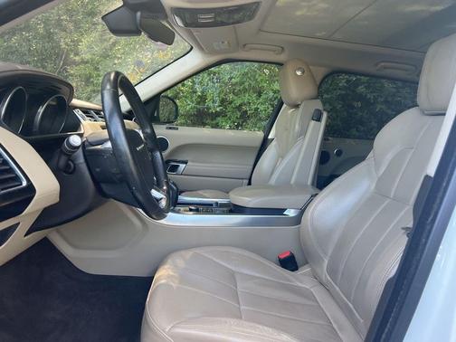 White 2017 Land Rover Range Rover Sport 3.0L Turbocharged Diesel HSE Td6