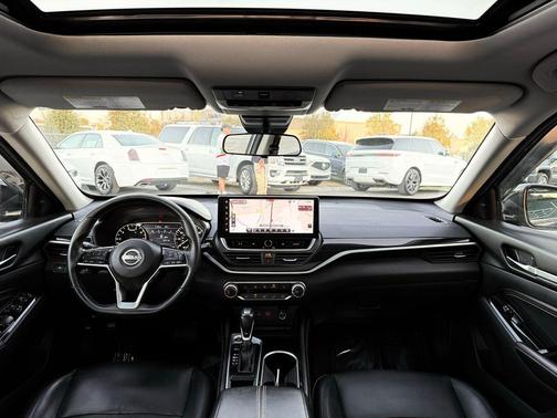 Deep Blue Pearl 2023 Nissan Altima SR FWD