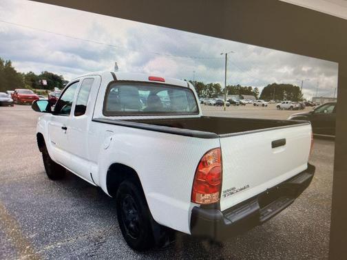 2015 Toyota Tacoma Base