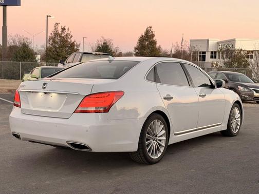 2015 Hyundai Equus Signature