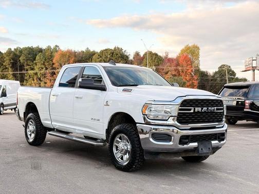 2022 RAM 2500 Big Horn Crew Cab 4x4 6'4' Box