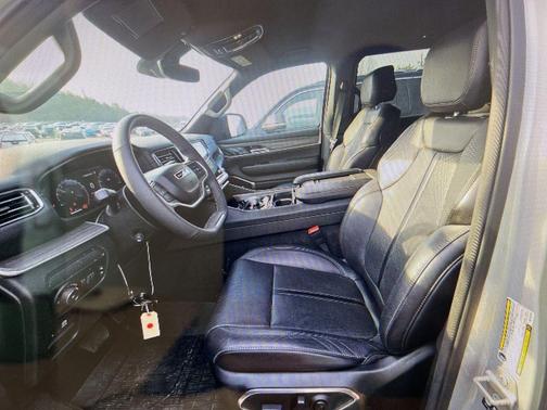 2024 Jeep Wagoneer L Series II 4x4