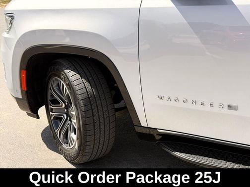 Silver Zynith 2024 Jeep Wagoneer L Series II 4x4